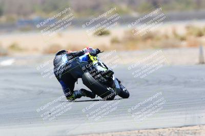 media/May-15-2022-SoCal Trackdays (Sun) [[33a09aef31]]/Turn 7 (1145am)/